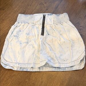 Adorable Roxy skirt!